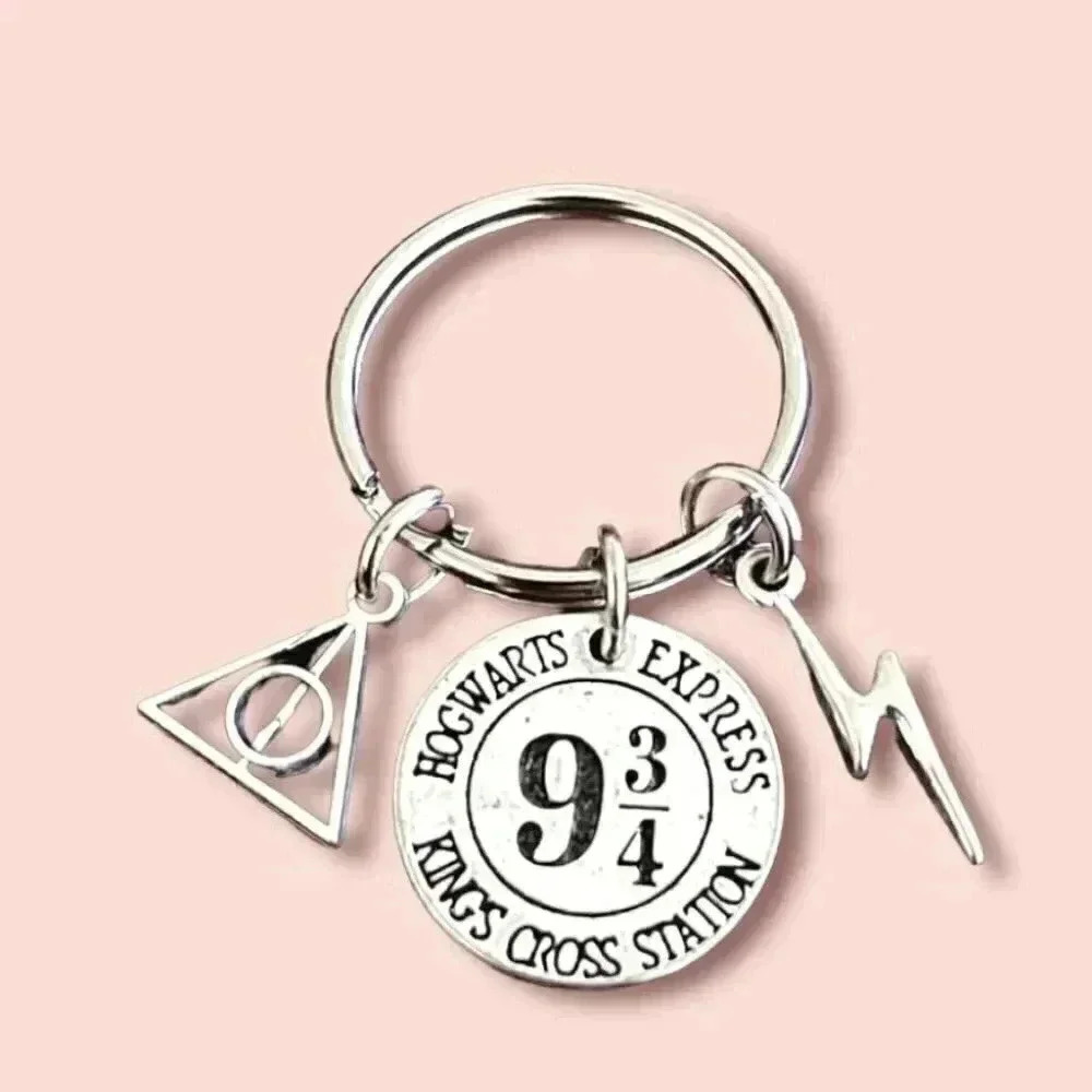 Harry Potter Howard 9 3/4 express Keychain